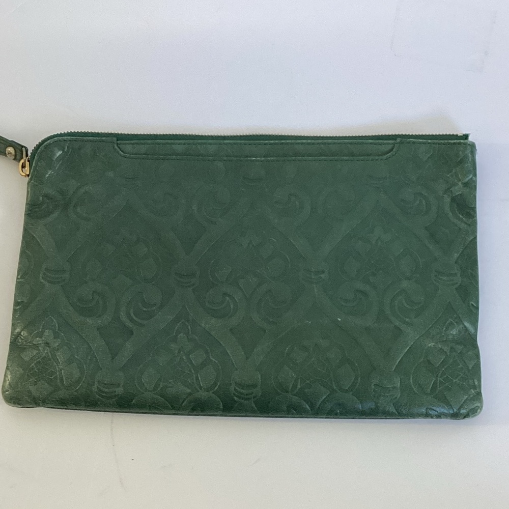 HOBO Embossed Green Leather Clutch Wristlet - Picture 5 of 5